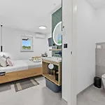 Vila Otium For 8 People With 32 M2 Heated Pool, Outdoor Cinema, Kids Playground & Area