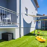 Vila Otium For 8 People With 32 M2 Heated Pool, Outdoor Cinema, Kids Playground & Area Loborika