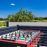 Otium For 8 People With 32 M2 Heated Pool, Outdoor Cinema, Kids Playground & Area * Loborika